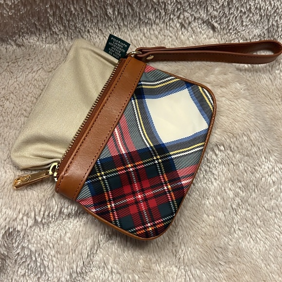RALPH LAUREN RL Polo Stewart Plaid Wristlet - Picture 10 of 11